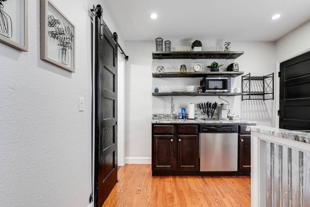 Ferienwohnung Charming, Happy 1-Bed Oasis: Rva Retreat Awaits! Richmond Exterior foto